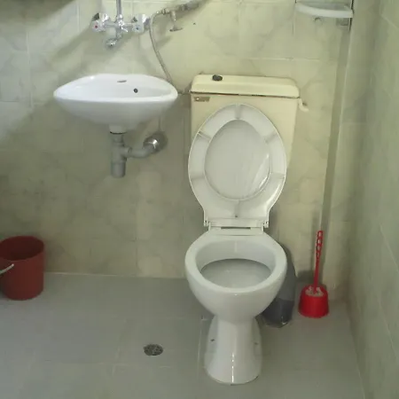 Chanevi Guest house *